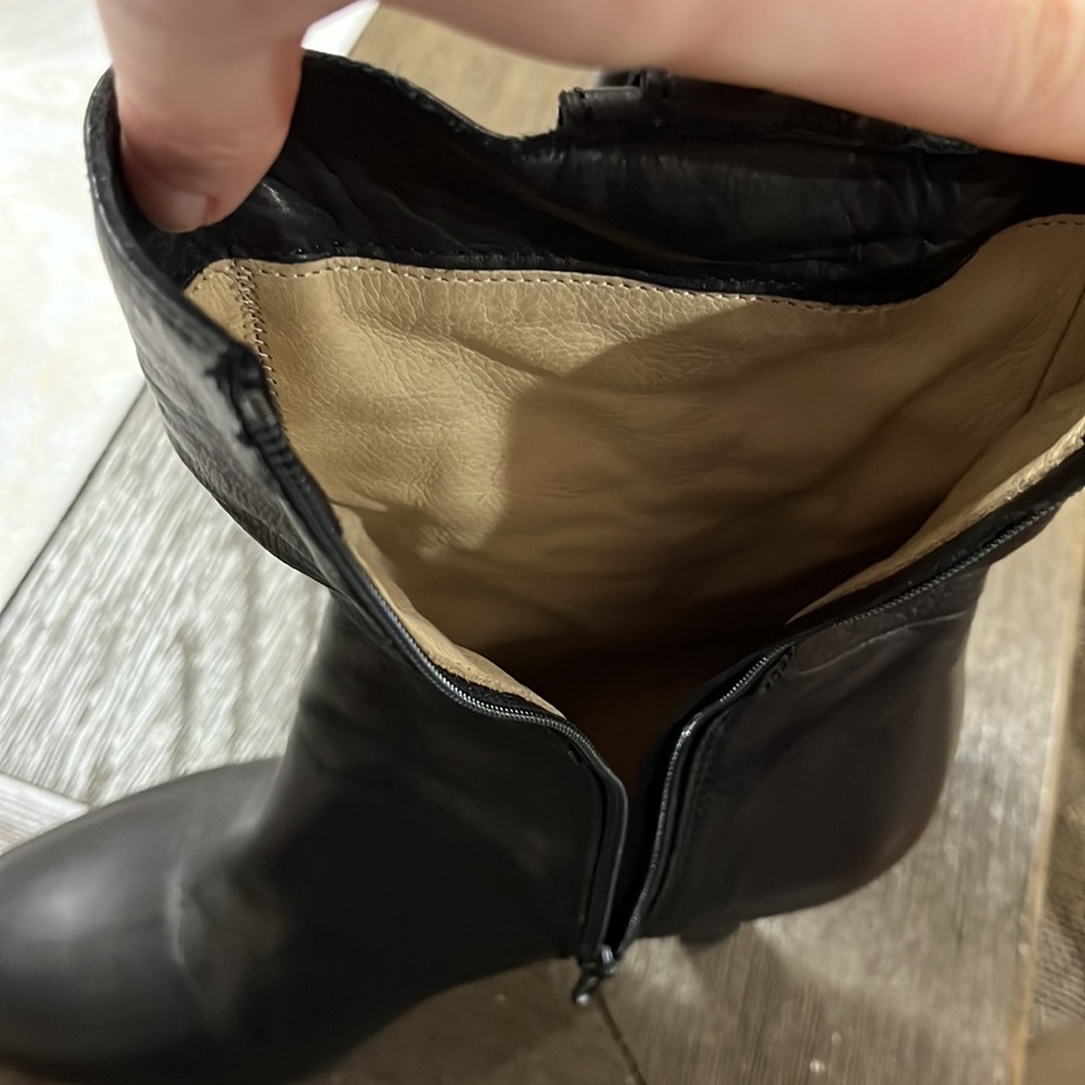 COACH black leather boots - Picture 6 of 6